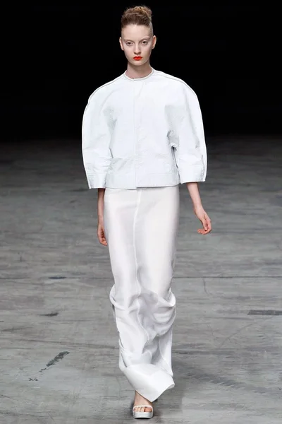 Look 4